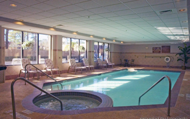 Holiday Inn Express & Suites Houston - Memorial Park Area by IHG