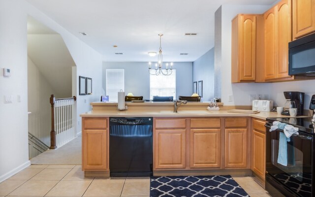 Oasis Escape Townhome 3 Bedroom Condo by Redawning