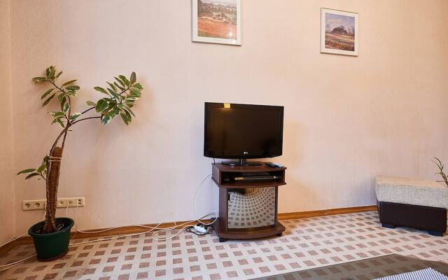 Апартаменты Home-Hotel, ул. Крещатик, 27