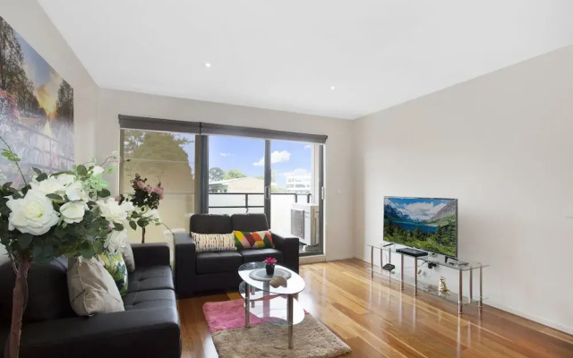 ViQi By Astra Apartments