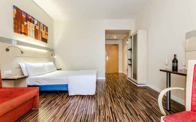 Hotel YIT Ciudad De Zaragoza