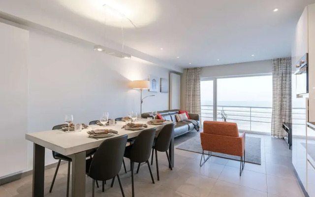 Sea View Apartment With Parking
