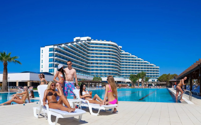 Venosa Beach Resort & Spa