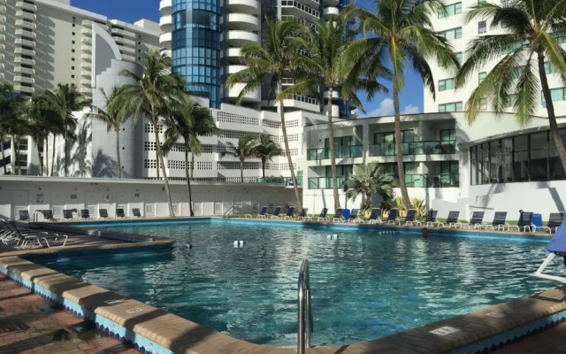 Casablanca Miami Beach
