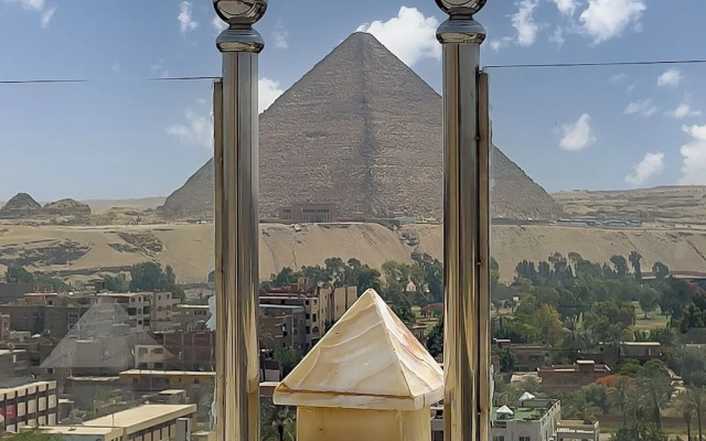 pyramids tower view inn