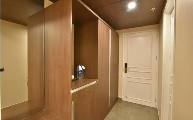 Claret inn by Lawrence Hotels