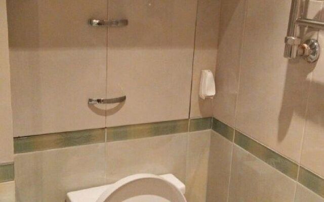 Апартаменты в Вятском переулке, 4