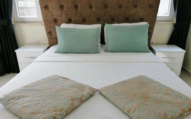 Villa Aktif 1 by Villa Life D-Lux