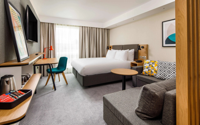 Holiday Inn Manchester Airport by IHG