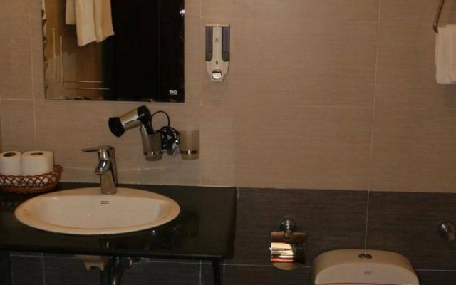 Thai Binh Hotel 2