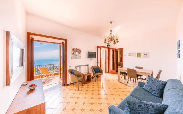 Appartamento Emma in Villa Laura