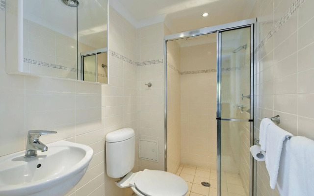 Shoal Bay Beachclub Apartments
