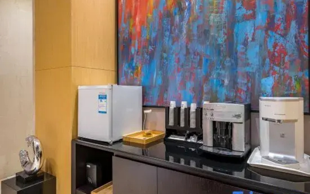 Xuzhou Yunlong Wanda Plaza Langbo Hotel