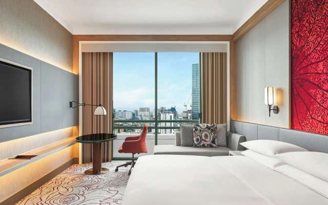 Sheraton Saigon Grand Opera Hotel