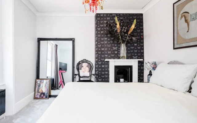 Stylish 1 Bedroom Flats Covent Garden