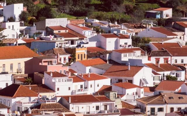 Bartholomeu Guesthouse