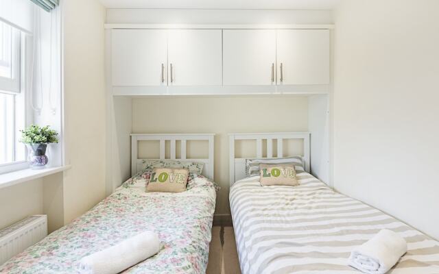 2 bed Fulham broadway apartment