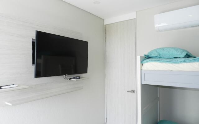 Martinique Delux with Private Hot Tub