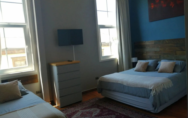 Cerro Alegre Guest House
