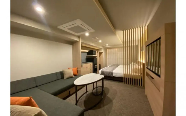 Premium Apart MONday KYOTO GOJO