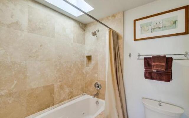 Waterfront Getaway 7 Townhouse