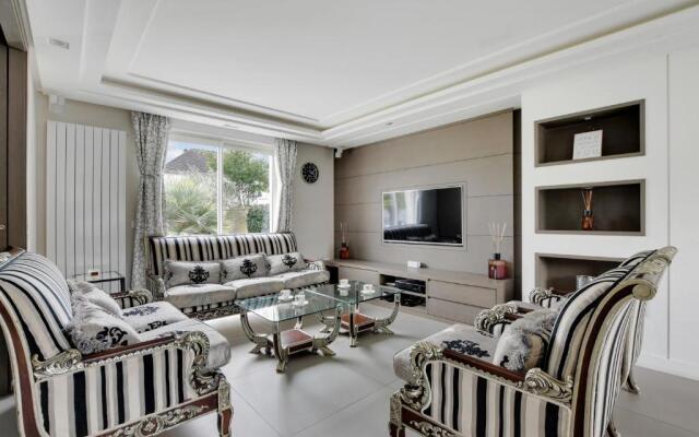 CMG Superbe maison 3BDR w jardin - 25 minutes de Paris