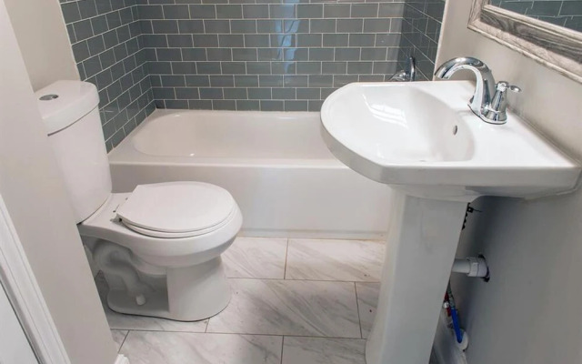 Sleeps10-garden-freeparking-bbq-familyfriendly