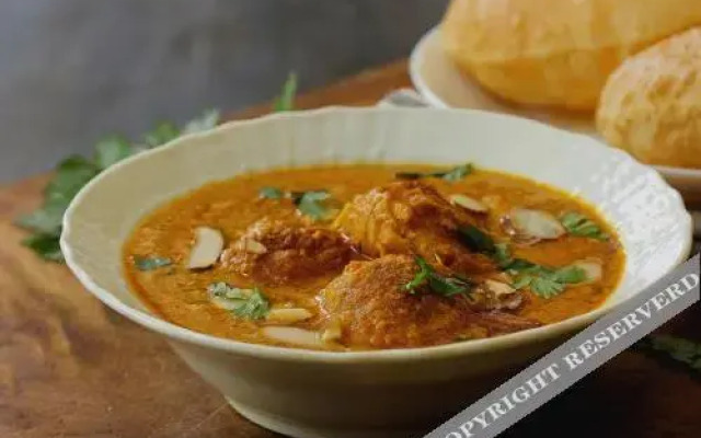 Spot On 87675 Hotel Meera Dham