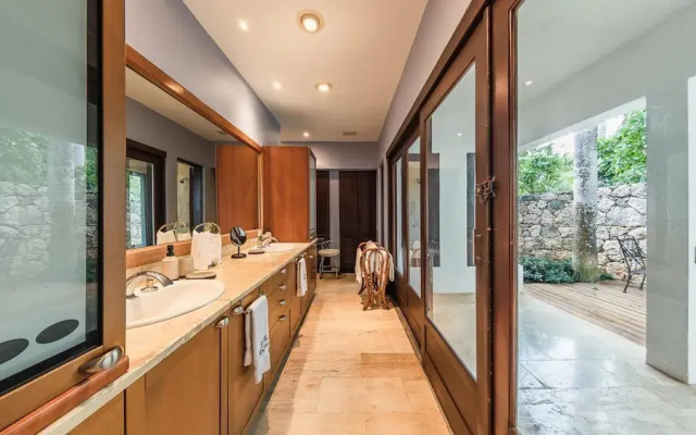 Wonderful 5BR Villa w Jacuzzi at Ingenio