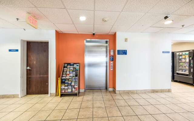 Americas Best Value Inn & Suites Brunswick