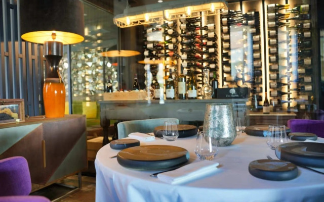 Les Regalia Hotel & SPA