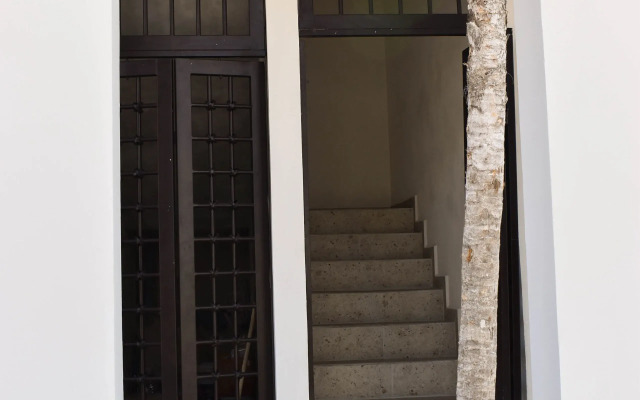 Muchin Hotel