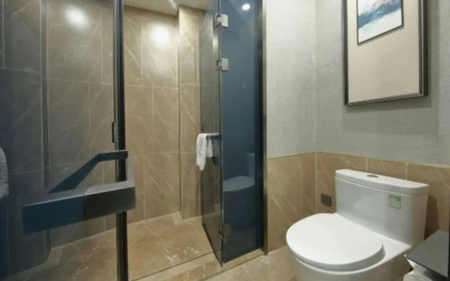 Rezen Dong Hotel (Xi'an Bell Tower Provincial Government Store)