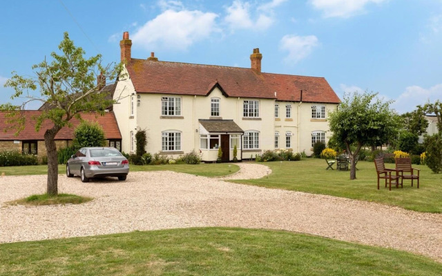 Lowerfield Farm