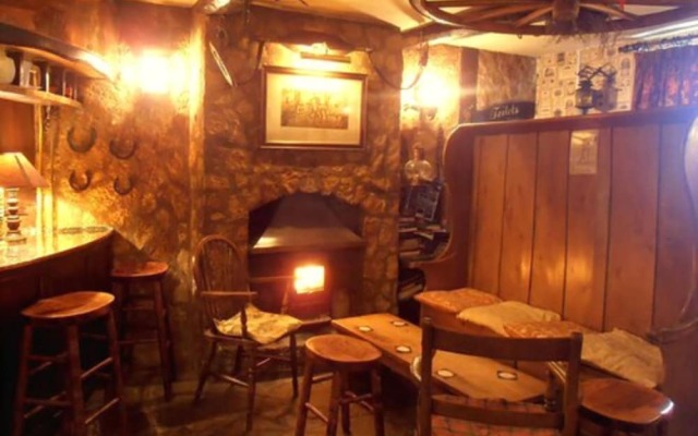 Hunters Rest Inn