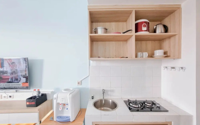 Comfy And Homey Studio At Vivo Apartment