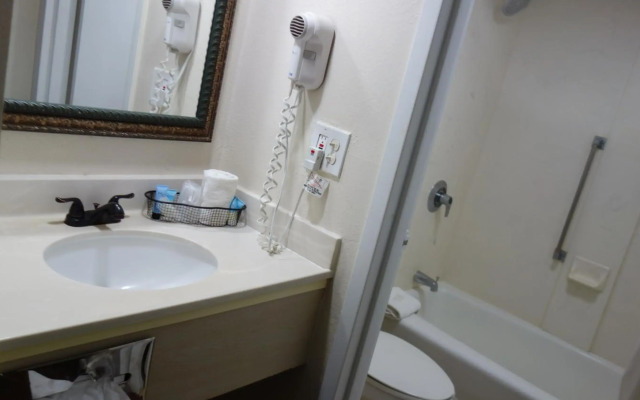 THE PARAGON of Golden Isles