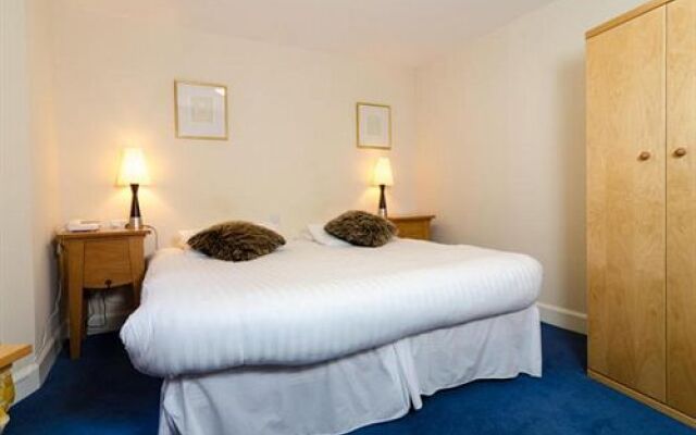 Edinburgh Lodges