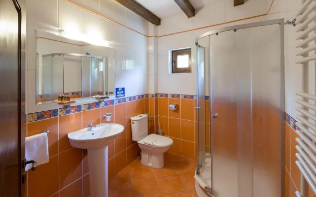 Complex Medieval Unglerus