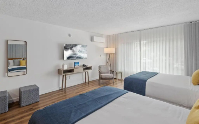 Sea Harbor Hotel