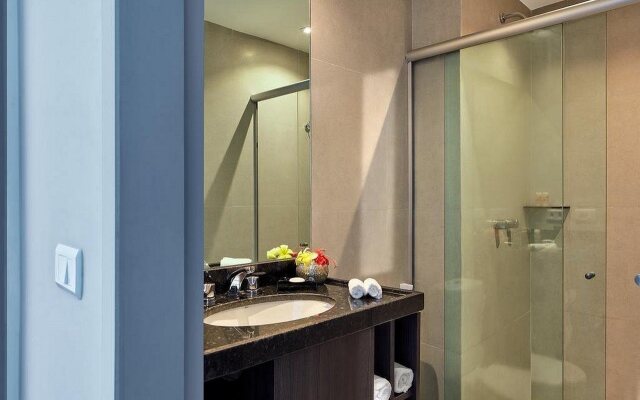 Rox by Essenza Hotel