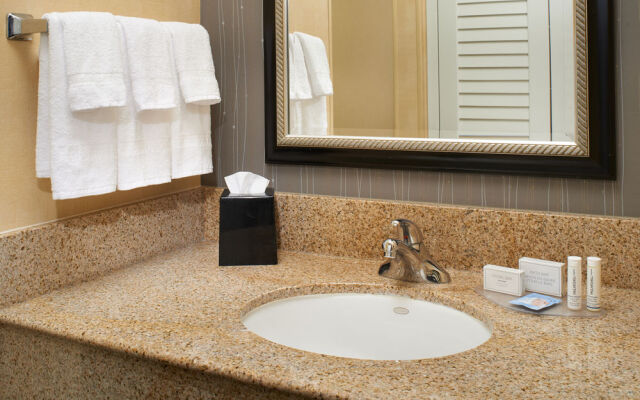 Courtyard Detroit Livonia