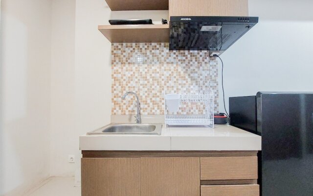 Good And Homey 2Br At Parkland Avenue Apartment