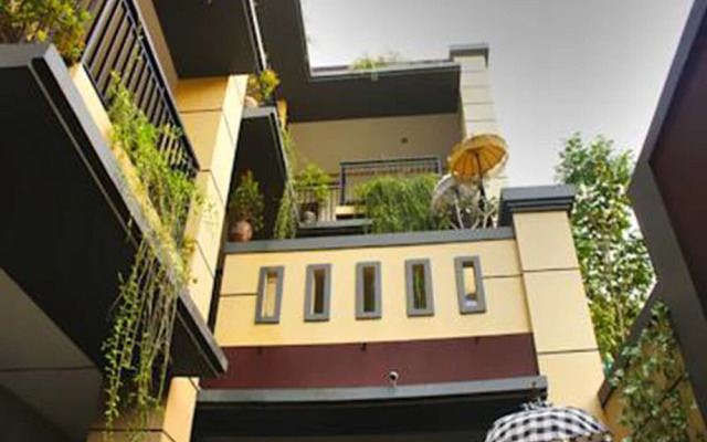 La Mulya Legian Hotel