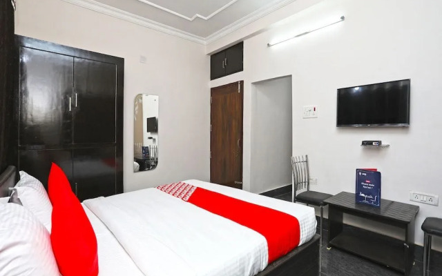 Regal Stays By OYO Rooms