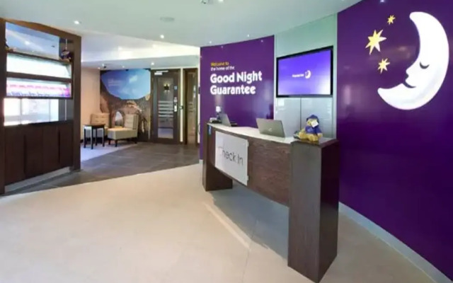 Premier Inn Farnham