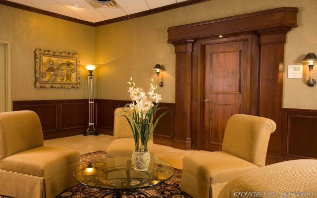 Delta Hotels by Marriott Utica