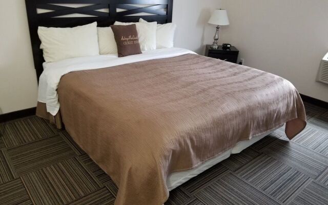 Auberge MacDonald Guest Inn