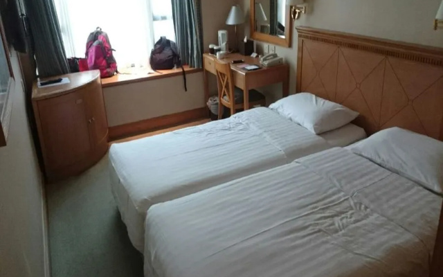 Seaview Bay Hotel – Guest Rooms – Maoming