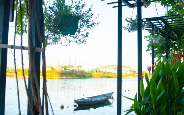 TRIPLE Riverside Villa Hoi An